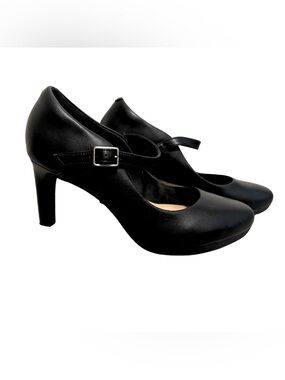 Clarks Black Mary Jane Mid Heel Pumps